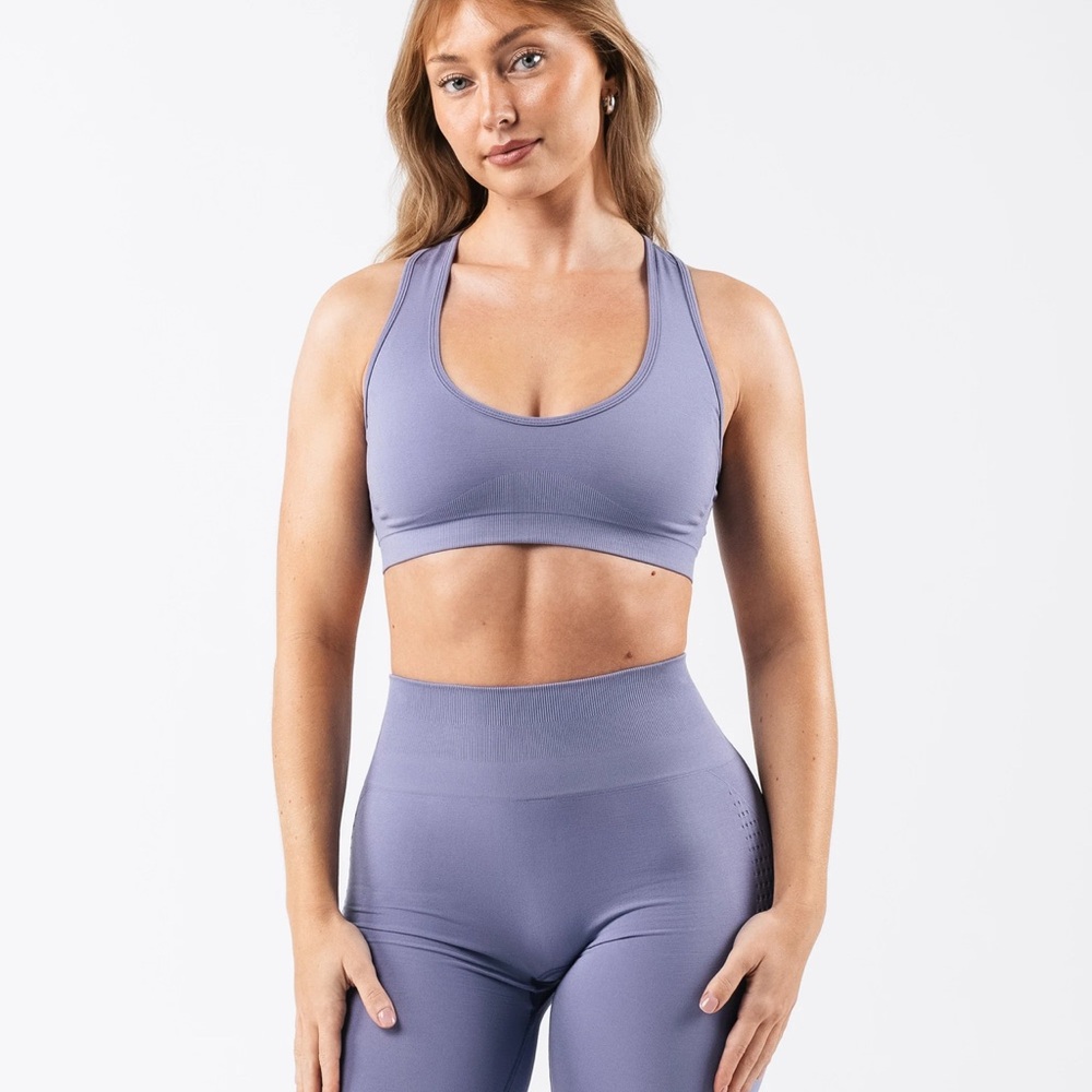 Alphalete Amplify Contour High Waisted Leggings & Bra Set